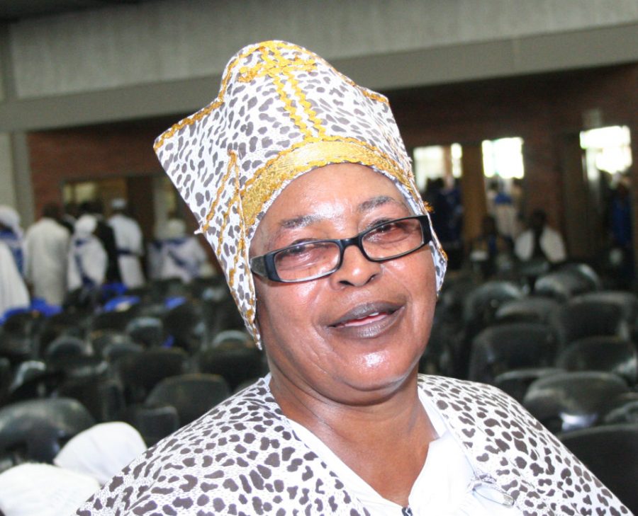 MUSANDA VHO-E TSHIKOMBEDZE